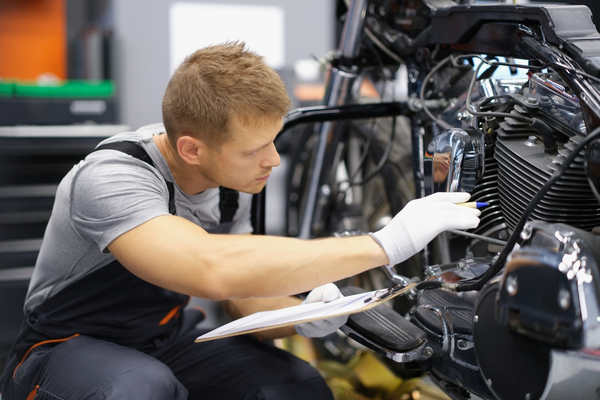 Contrôle technique des motos : à partir de quand ?