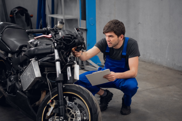 Contrôle technique des motos : ça s’accélère ?