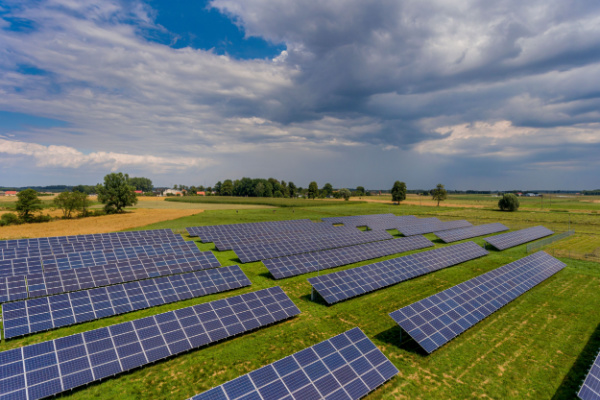 Agriculture : un début de simplification pour l’énergie photovoltaïque ?